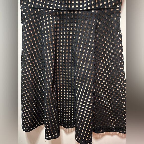 NWT LOFT Navy & Tan Eyelet Dress Size 0 - Picture 11 of 14